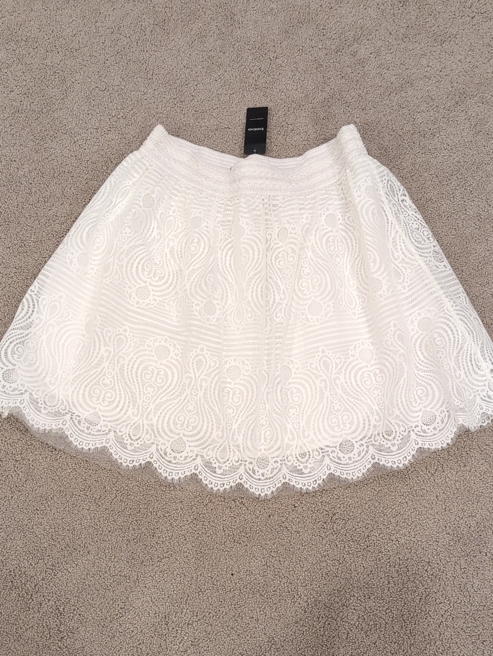 NWT bebe White Lace Circle Skirt with Scalloped Hem
